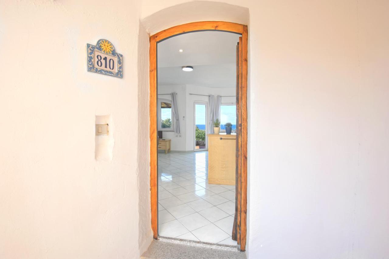 Ferienwohnung Calarossa Bay Isola Rossa Exterior foto